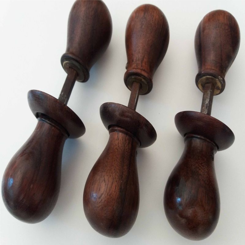 Wooden door Knobs