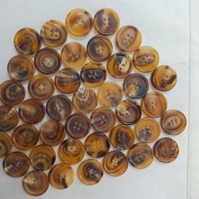 Buffalo Horn Finished Buttons 114