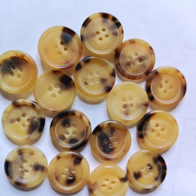 Buffalo Horn Finished Buttons 120