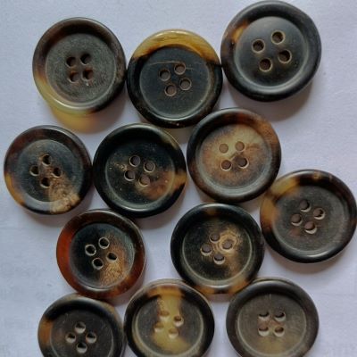 Buffalo Horn Finished Buttons 122